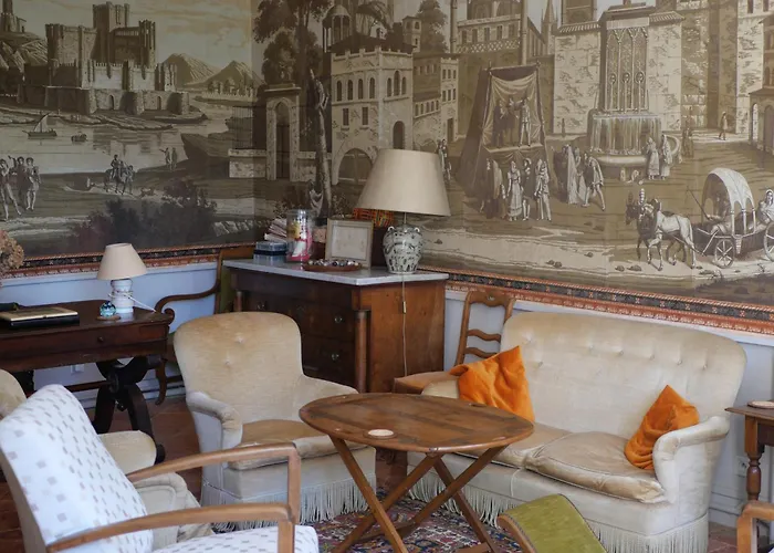 Poline, Private And Rustic Golf * Pavie