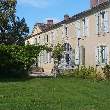 Poline, Private And Rustic Golf * Pavie