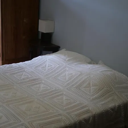 Lantgård Poline, Private And Rustic Golf Pavie